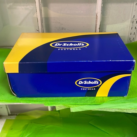 Dr Scholls footwear NIB size 13 wide! - Picture 2 of 9